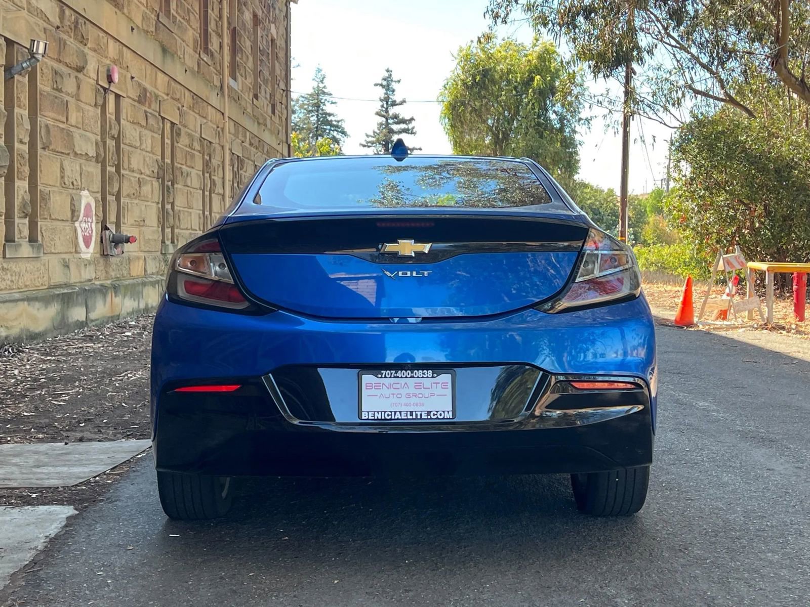 Used 2017 Chevrolet Volt LT w/ Comfort Package image 4