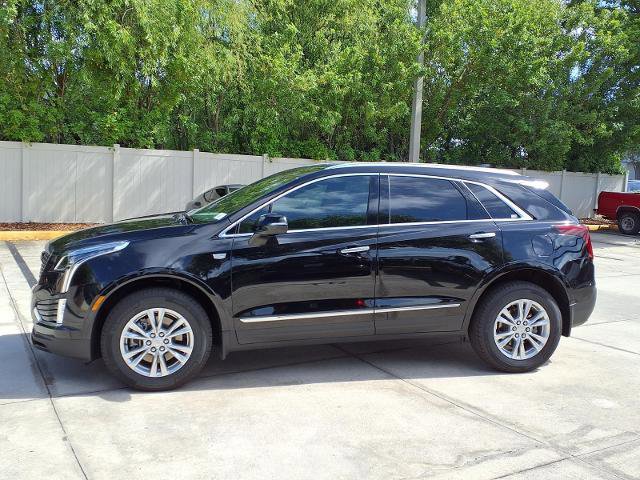 New 2026 Cadillac XT5 Luxury FWD image 2
