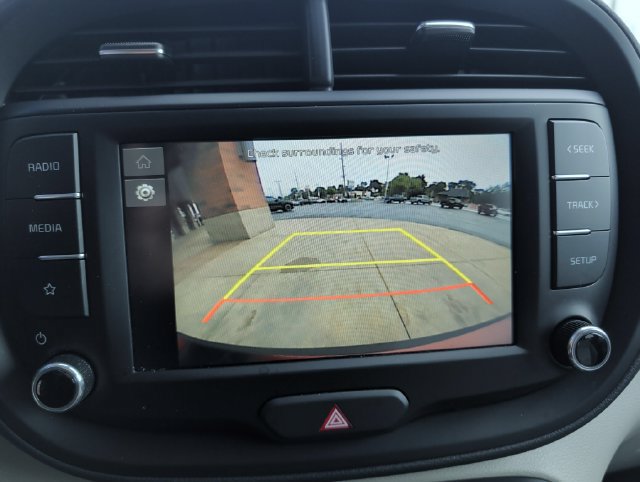 Used 2025 Kia Soul LX FWD image 19
