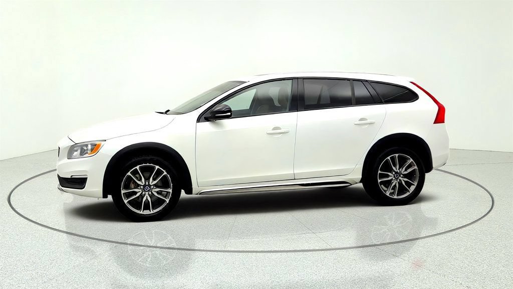 Used 2015 Volvo V60 T5 Cross Country w/ Convenience Package AWD/4WD image 8