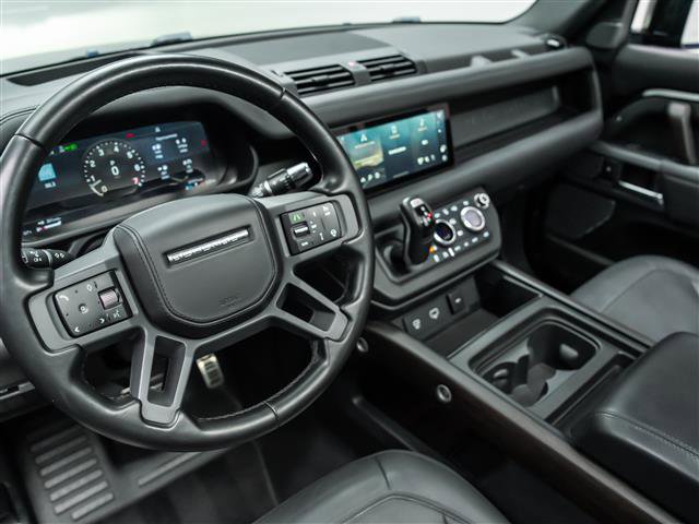 Used 2020 Land Rover Defender 110 X image 12