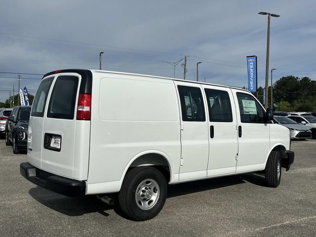 New 2026 Chevrolet Express 2500 w/ Driver Convenience Package RWD image 10