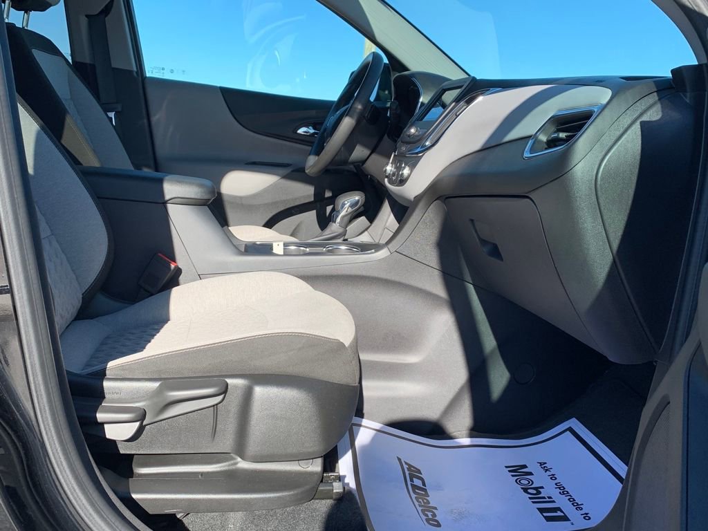 Used 2024 Chevrolet Equinox LS w/ LS Convenience Package image 11