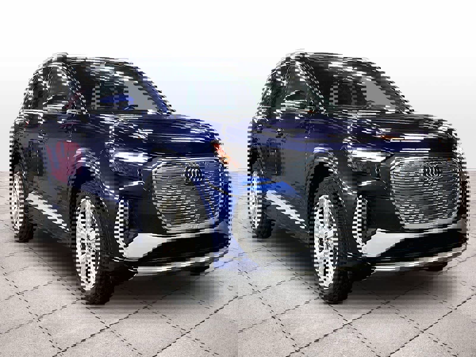 Certified 2023 Audi Q4 e-tron Premium Plus w/ Premium Plus image 2