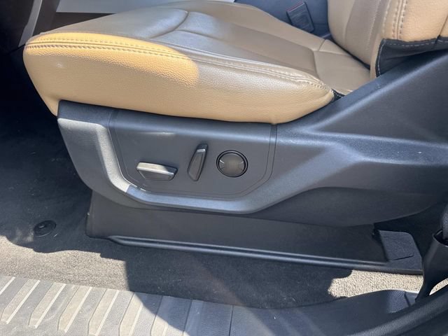 Used 2022 Ford F250 Lariat w/ Lariat Ultimate Package AWD/4WD image 24