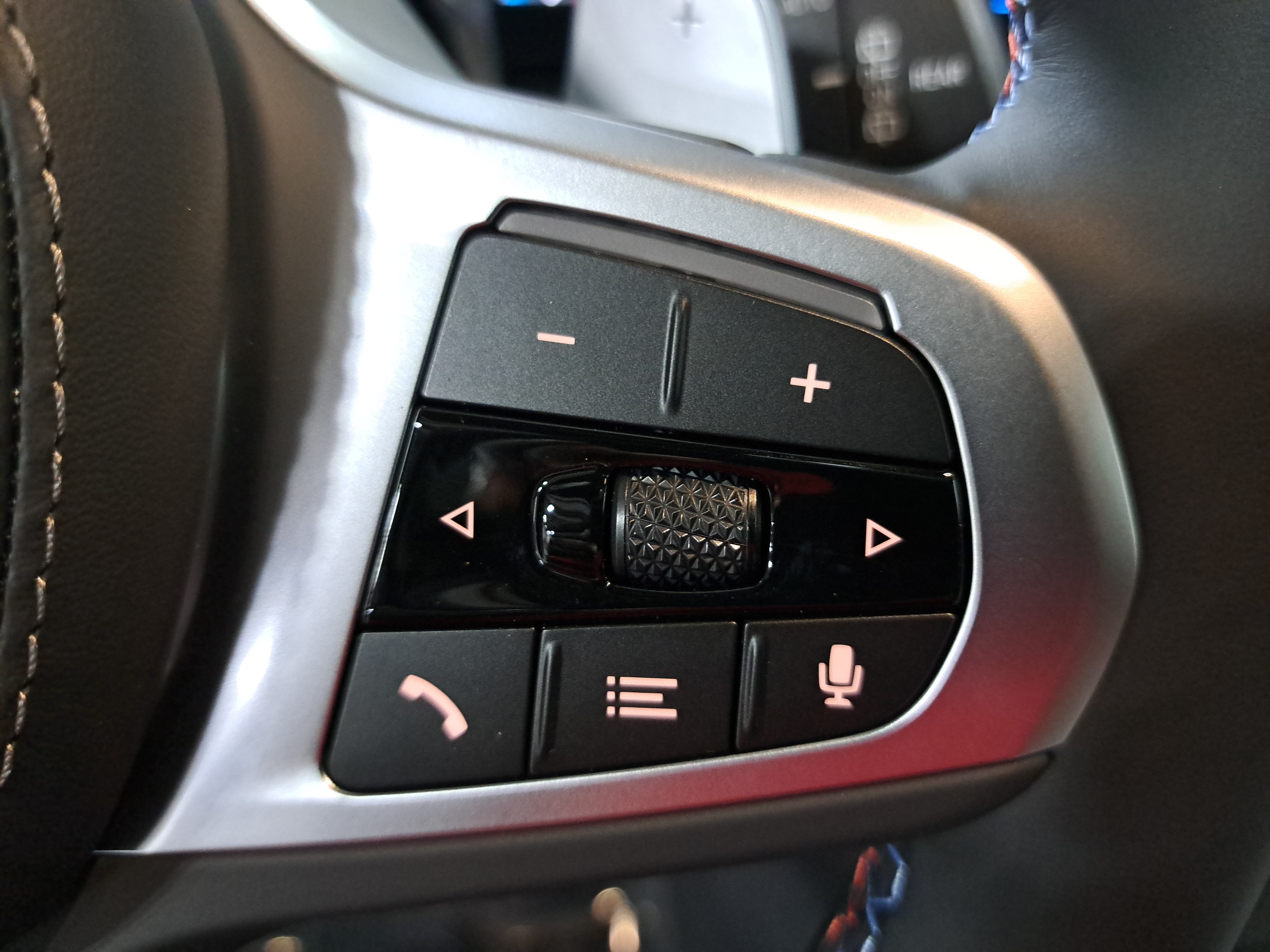 New 2026 BMW X5 M60i AWD/4WD image 18