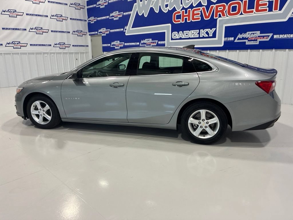 Used 2023 Chevrolet Malibu LS FWD image 3