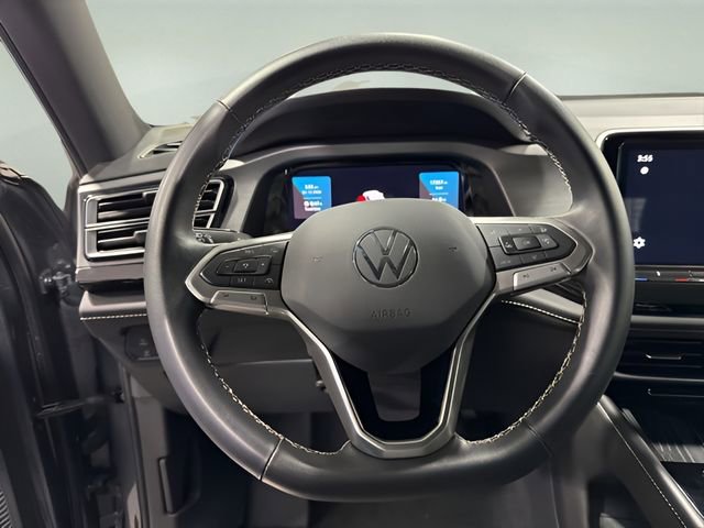 Used 2025 Volkswagen Atlas Cross Sport SE image 15