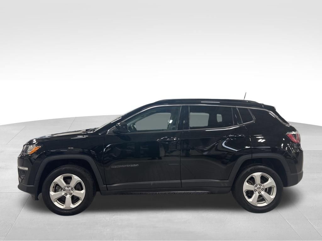 Used 2018 Jeep Compass Latitude w/ Cold Weather Group image 10