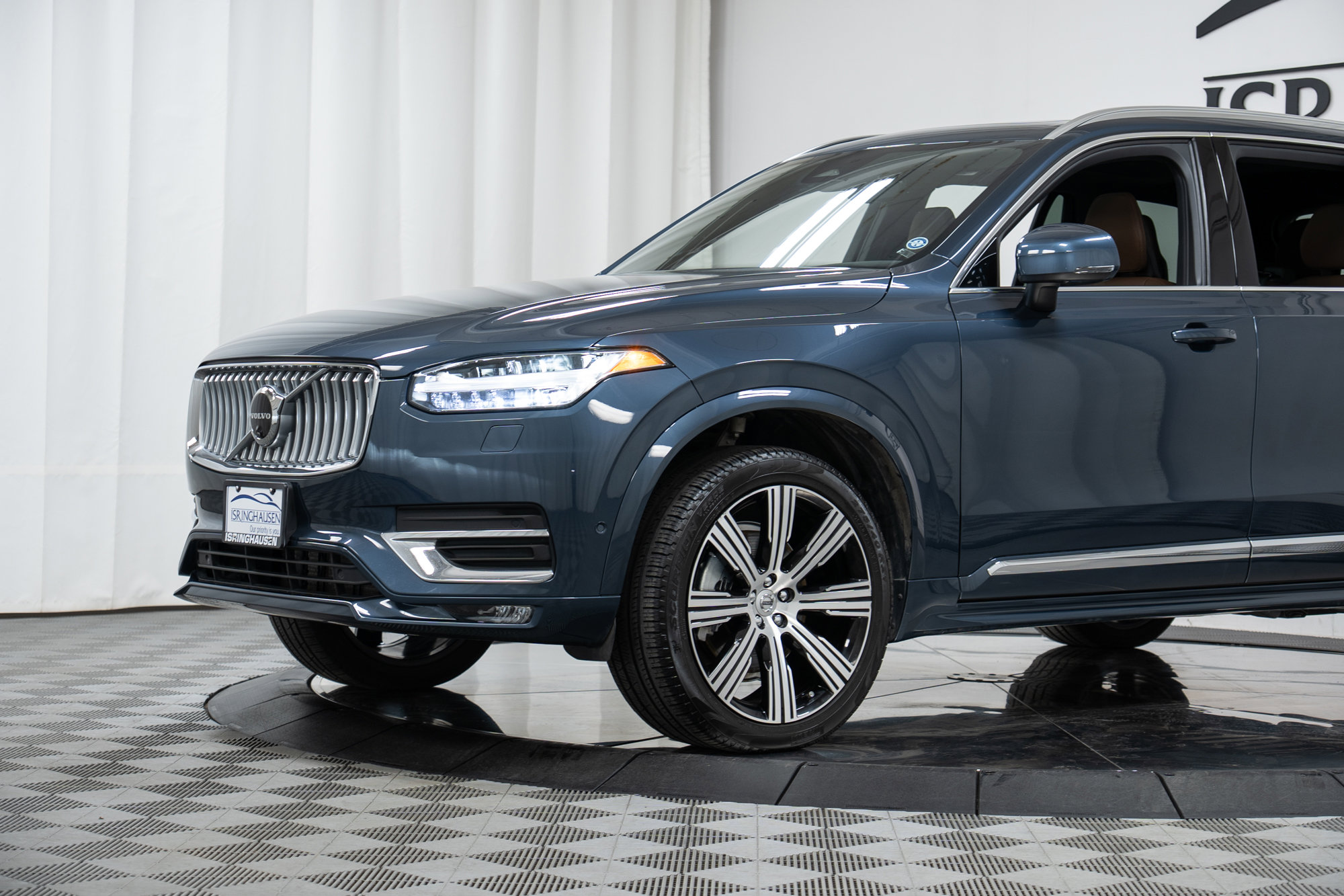 Certified 2024 Volvo XC90 B6 Plus w/ Protection Package Premier image 26