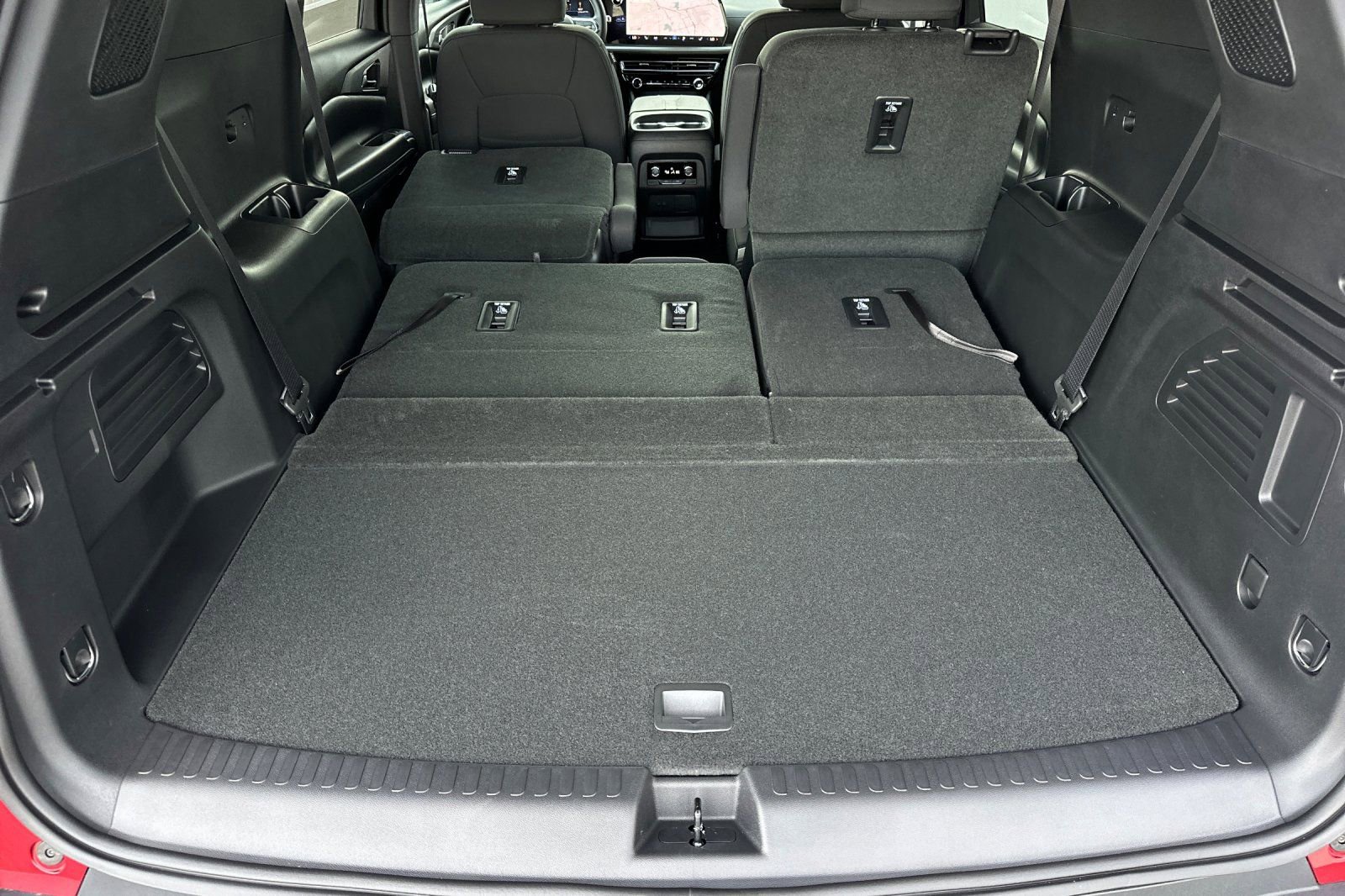 New 2026 Chevrolet Traverse LT FWD image 16