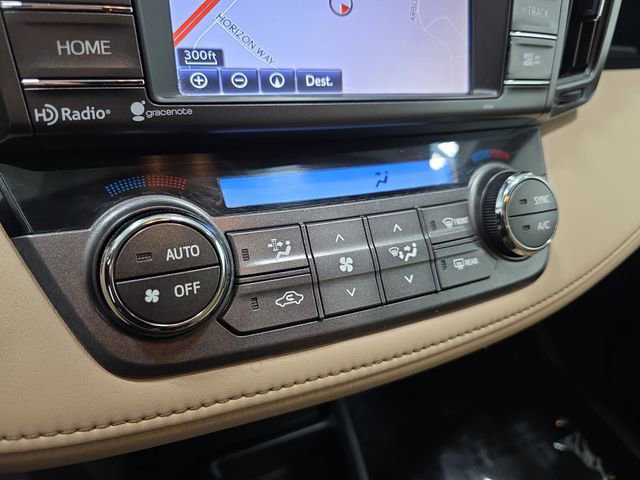 Used 2015 Toyota RAV4 Limited image 23