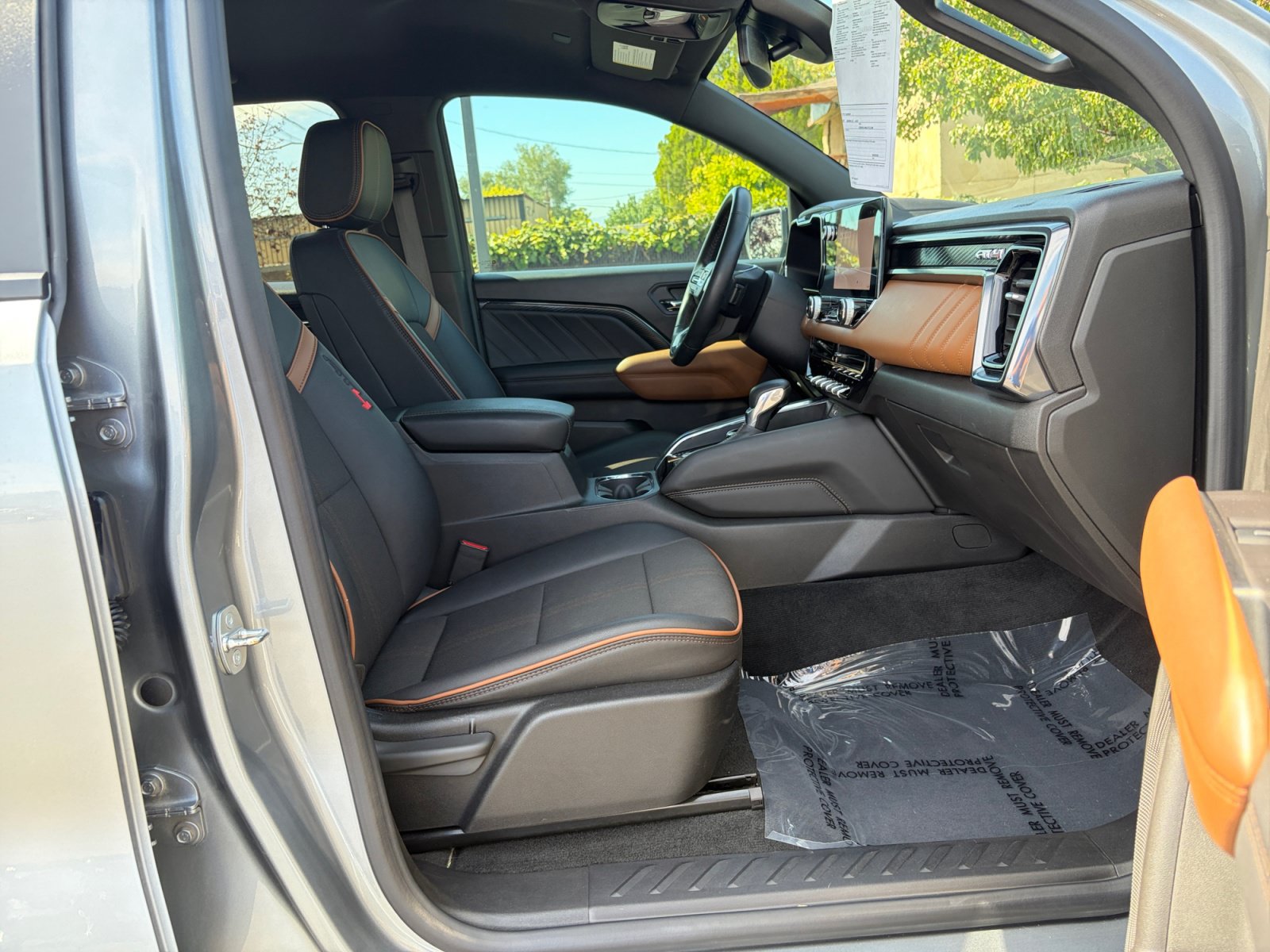 Used 2023 GMC Canyon AT4 w/ LPO, Skid Plate Package AWD/4WD image 29