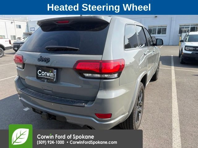 Used 2020 Jeep Grand Cherokee Altitude AWD/4WD image 10