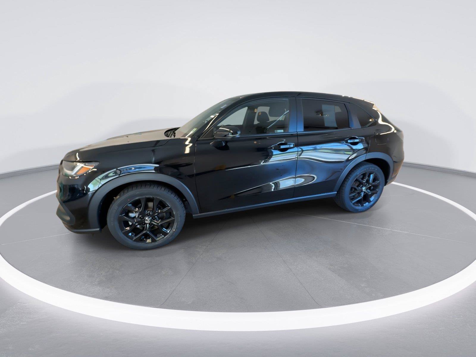 Used 2024 Honda HR-V Sport image 5