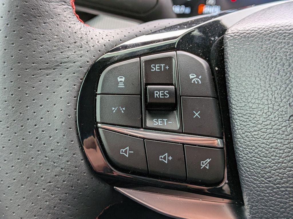 Certified 2025 Ford Explorer ST-Line w/ Premium Package image 28