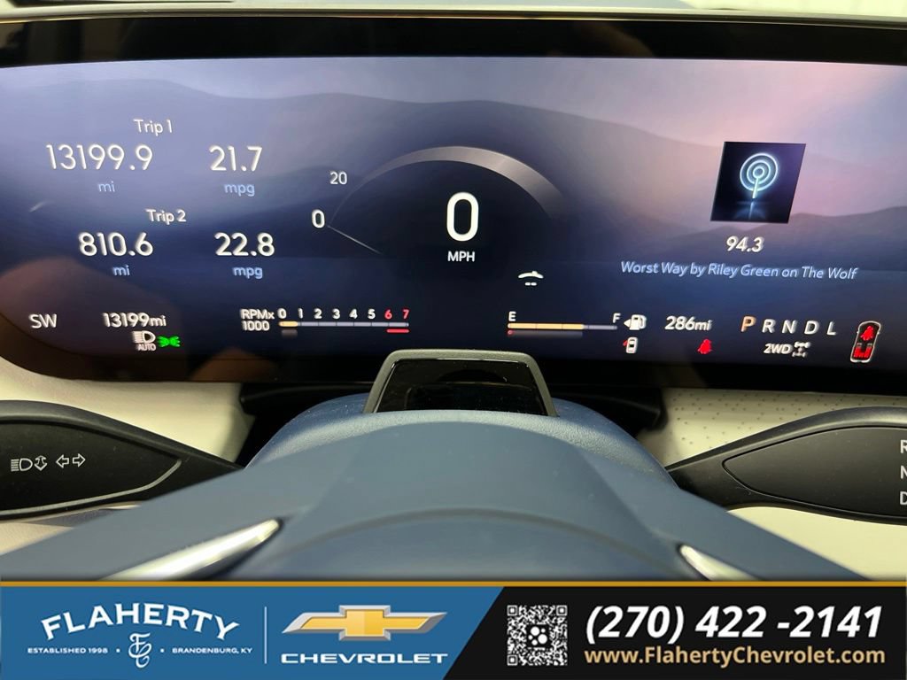 Used 2025 Buick Enclave Avenir w/ Super Cruise Package AWD/4WD image 28
