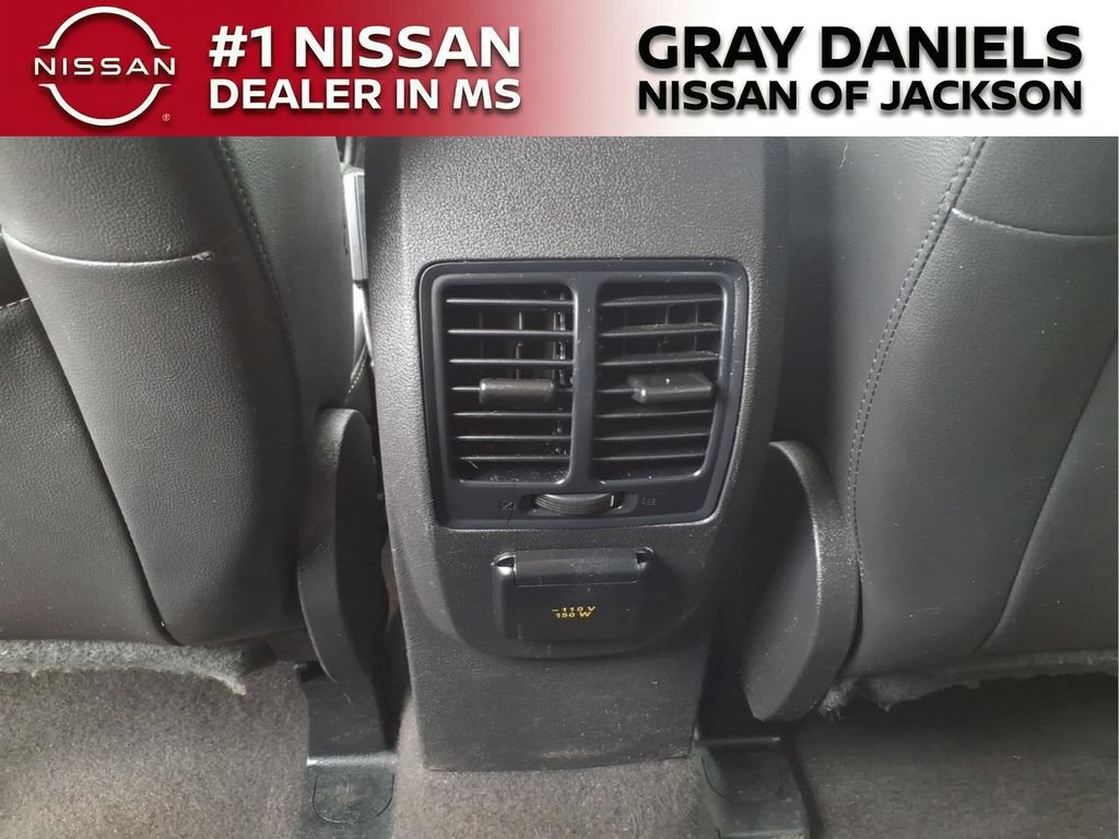 Used 2019 Ford Escape Titanium FWD image 15