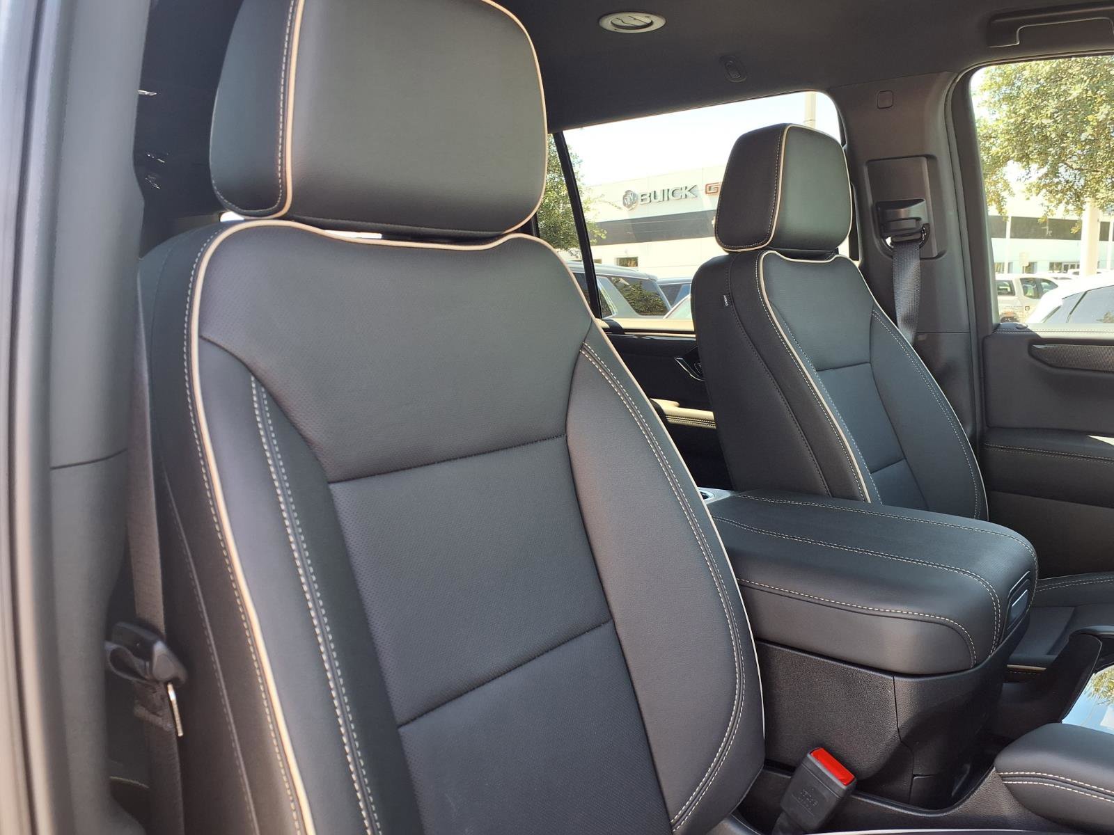 Certified 2026 GMC Yukon XL Elevation image 12