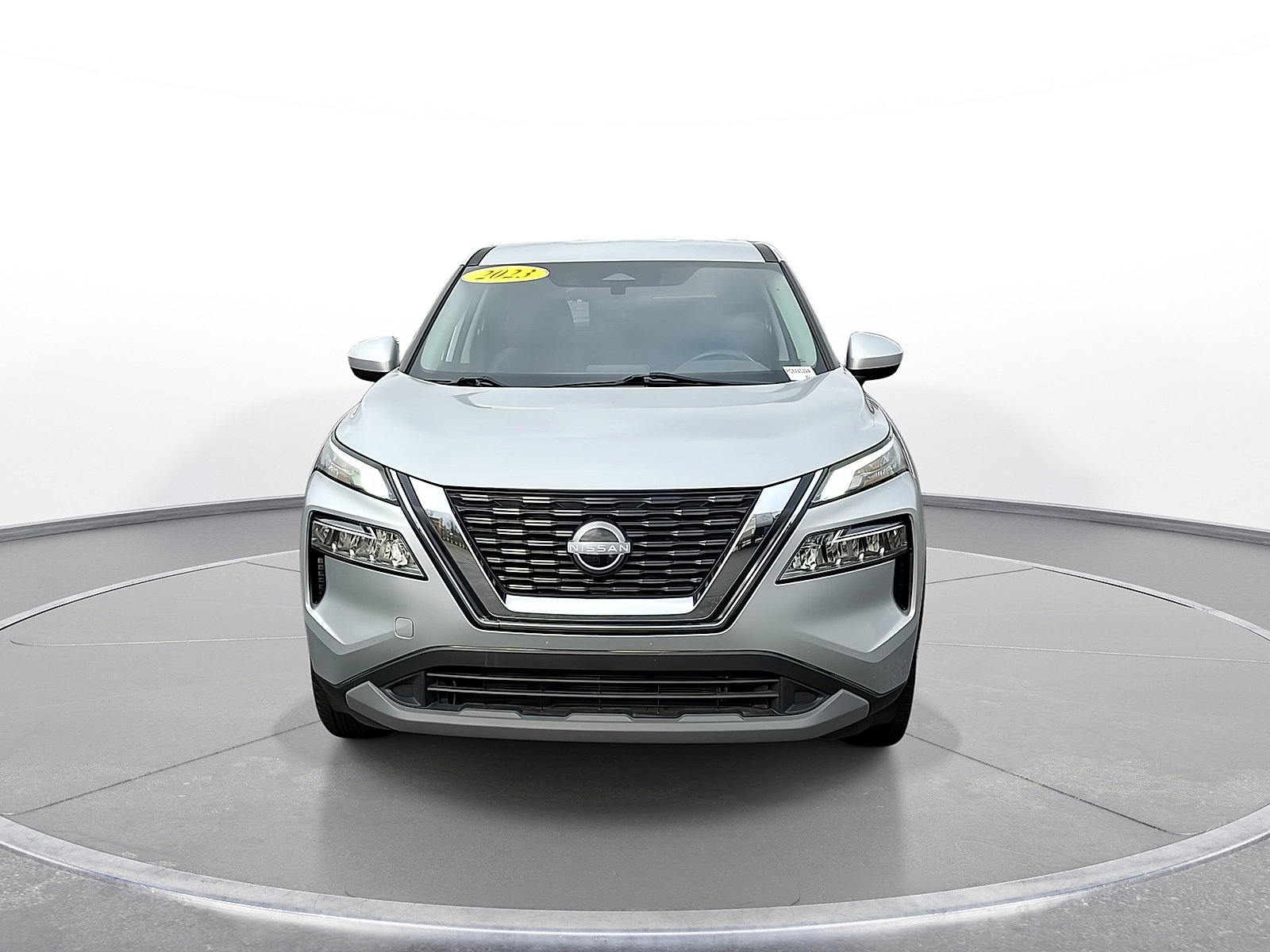 Used 2023 Nissan Rogue SV AWD/4WD image 3