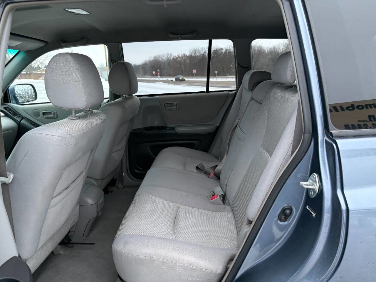 Used 2004 Toyota Highlander 2WD V6 image 10