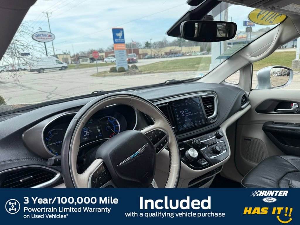Used 2019 Chrysler Pacifica Limited w/ Advanced Safetytec Group image 2