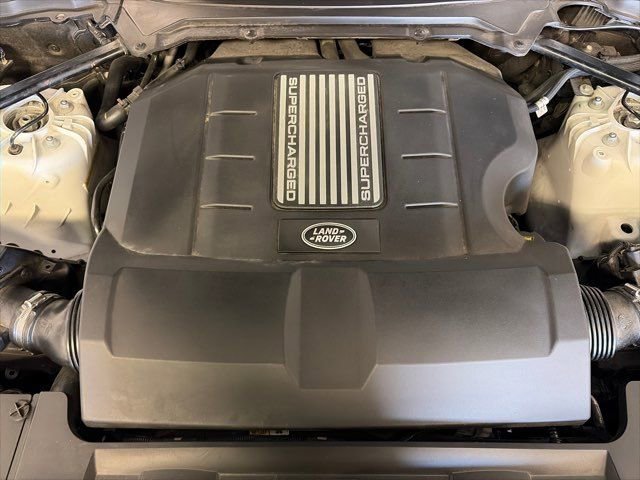 Used 2015 Land Rover Range Rover Sport HSE image 40