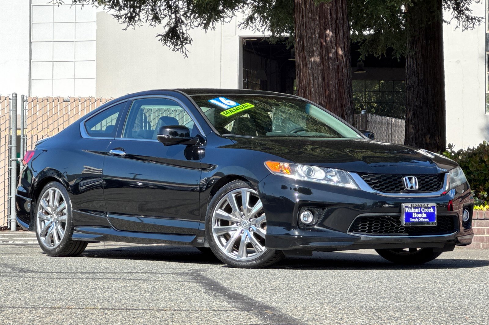 Used 2013 Honda Accord EX-L image 2