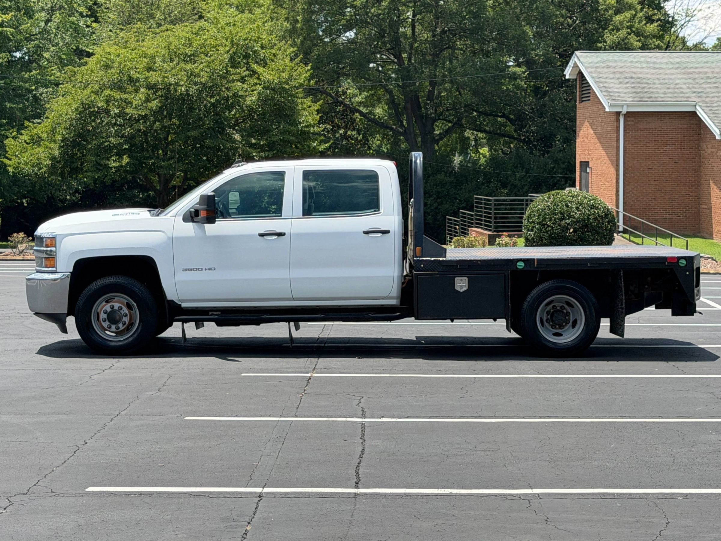 Used 2019 Chevrolet Silverado 3500 W/T w/ WT Convenience Package AWD/4WD image 2