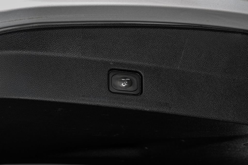 Used 2019 Ford Explorer Limited w/ Class III Trailer Tow Package FWD image 56
