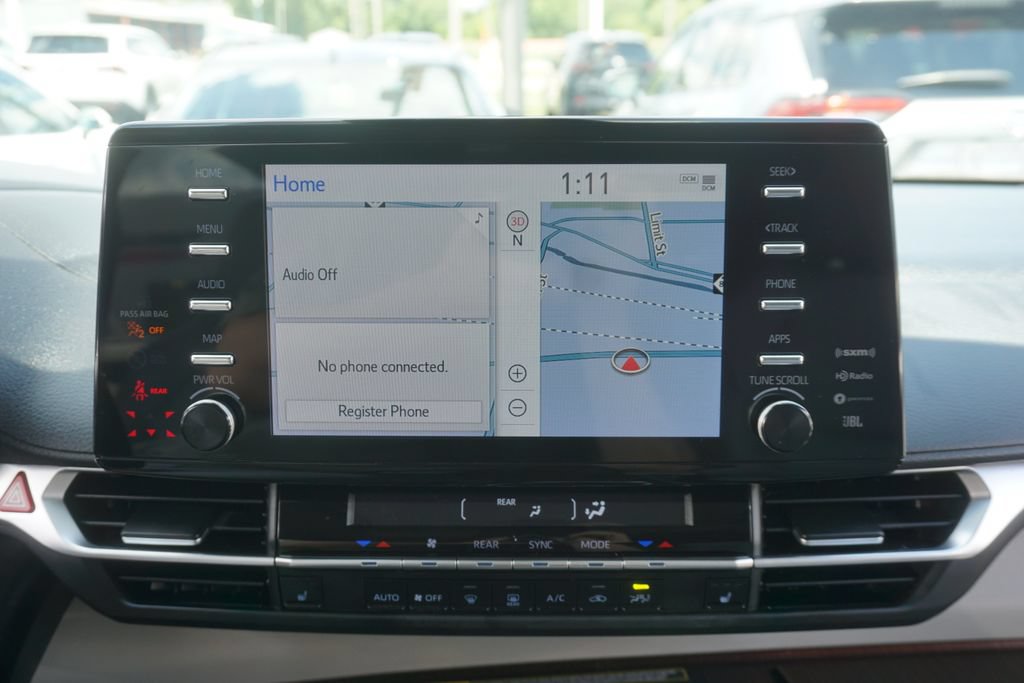 Used 2024 Toyota Sienna XLE w/ XLE Plus Package AWD/4WD image 13