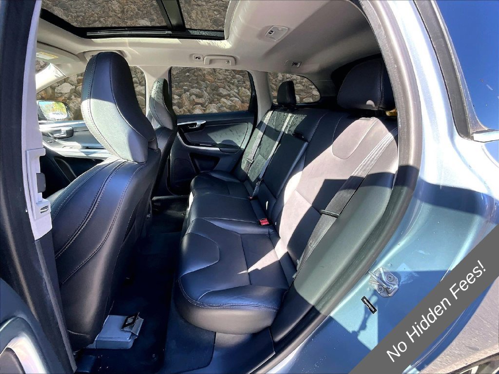 Used 2017 Volvo XC60 T6 Dynamic w/ Preferred Option Package AWD/4WD image 22
