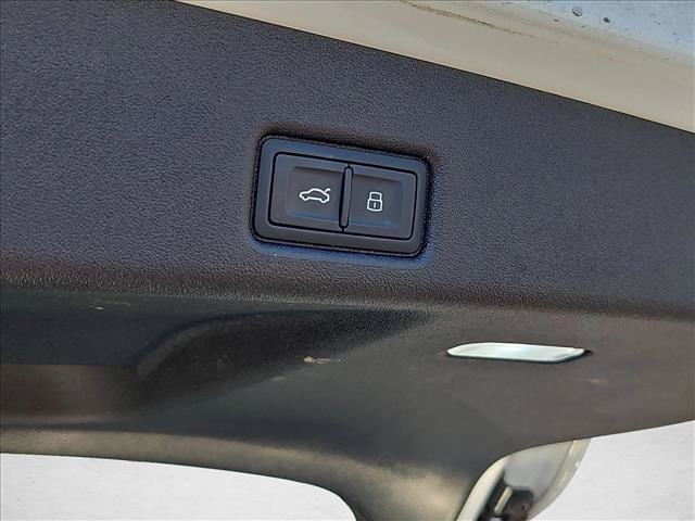 Certified 2025 Audi Q5 Premium w/ Premium Plus AWD/4WD image 7