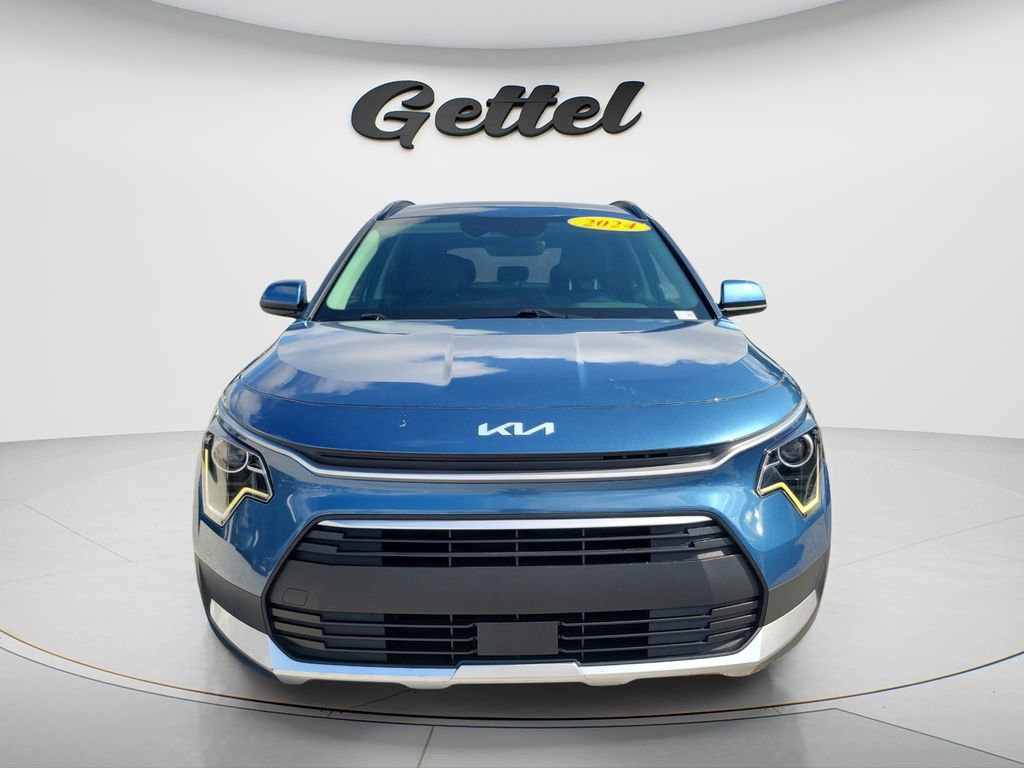 Used 2024 Kia Niro EX FWD image 2