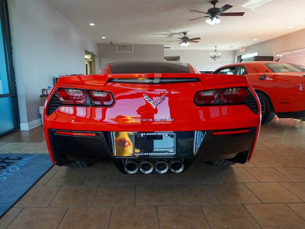 Used 2017 Chevrolet Corvette Stingray Coupe w/ Battery Protection Package image 6