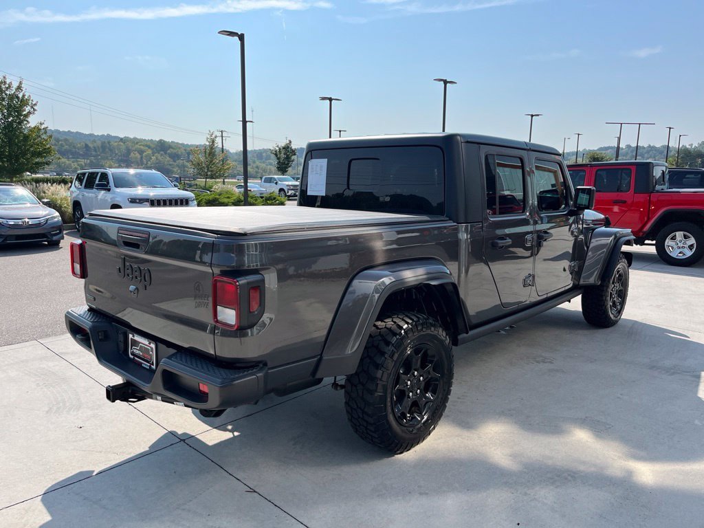 Used 2023 Jeep Gladiator Sport AWD/4WD image 21