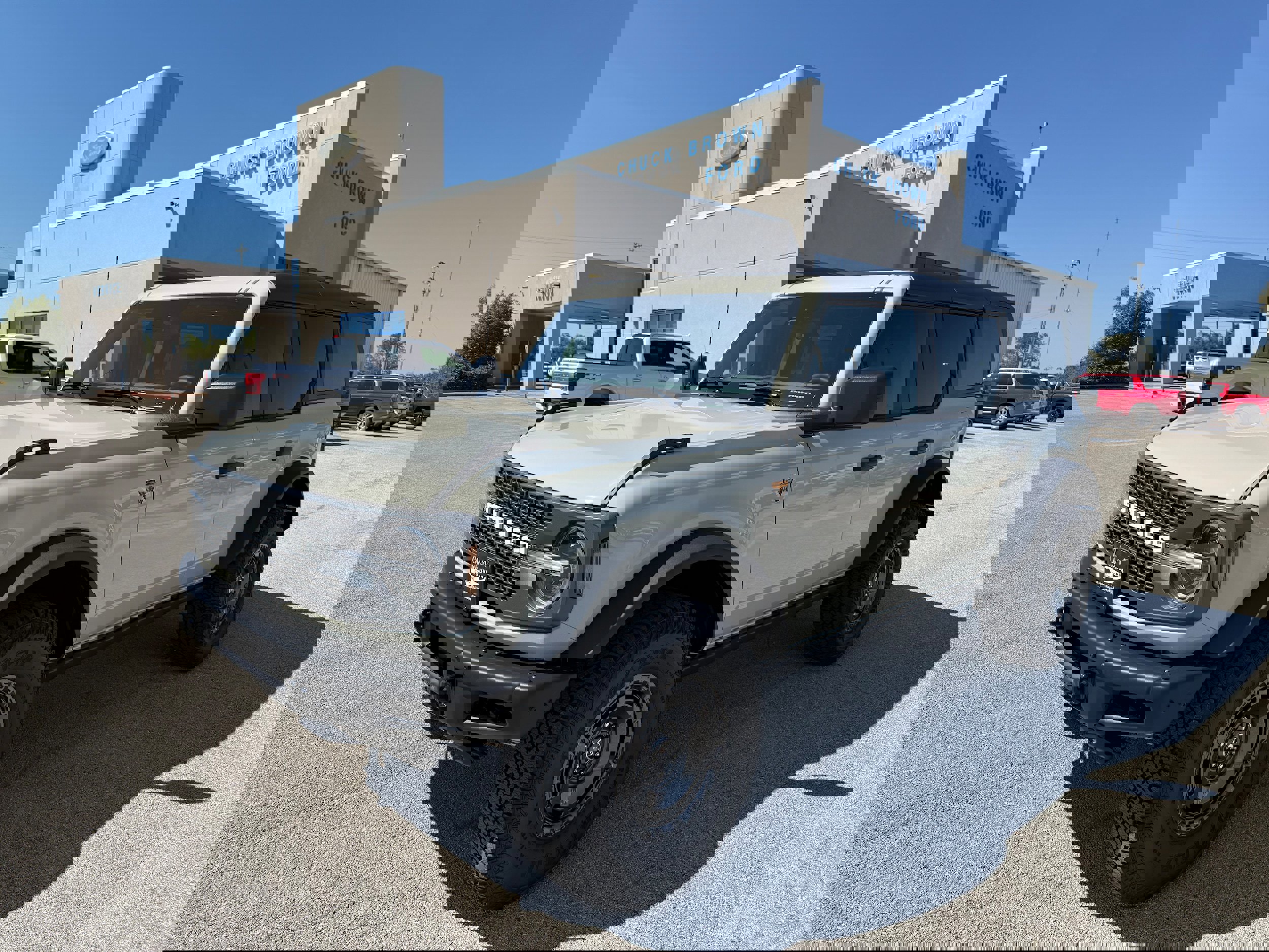 New 2025 Ford Bronco Badlands w/ Sasquatch Package