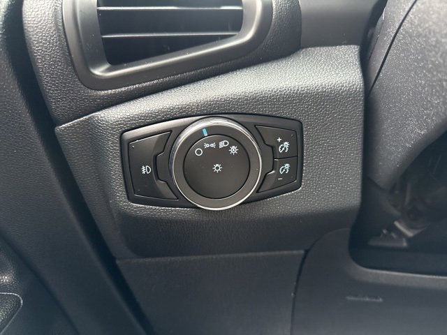 Used 2018 Ford EcoSport SE w/ SE Convenience Package image 13