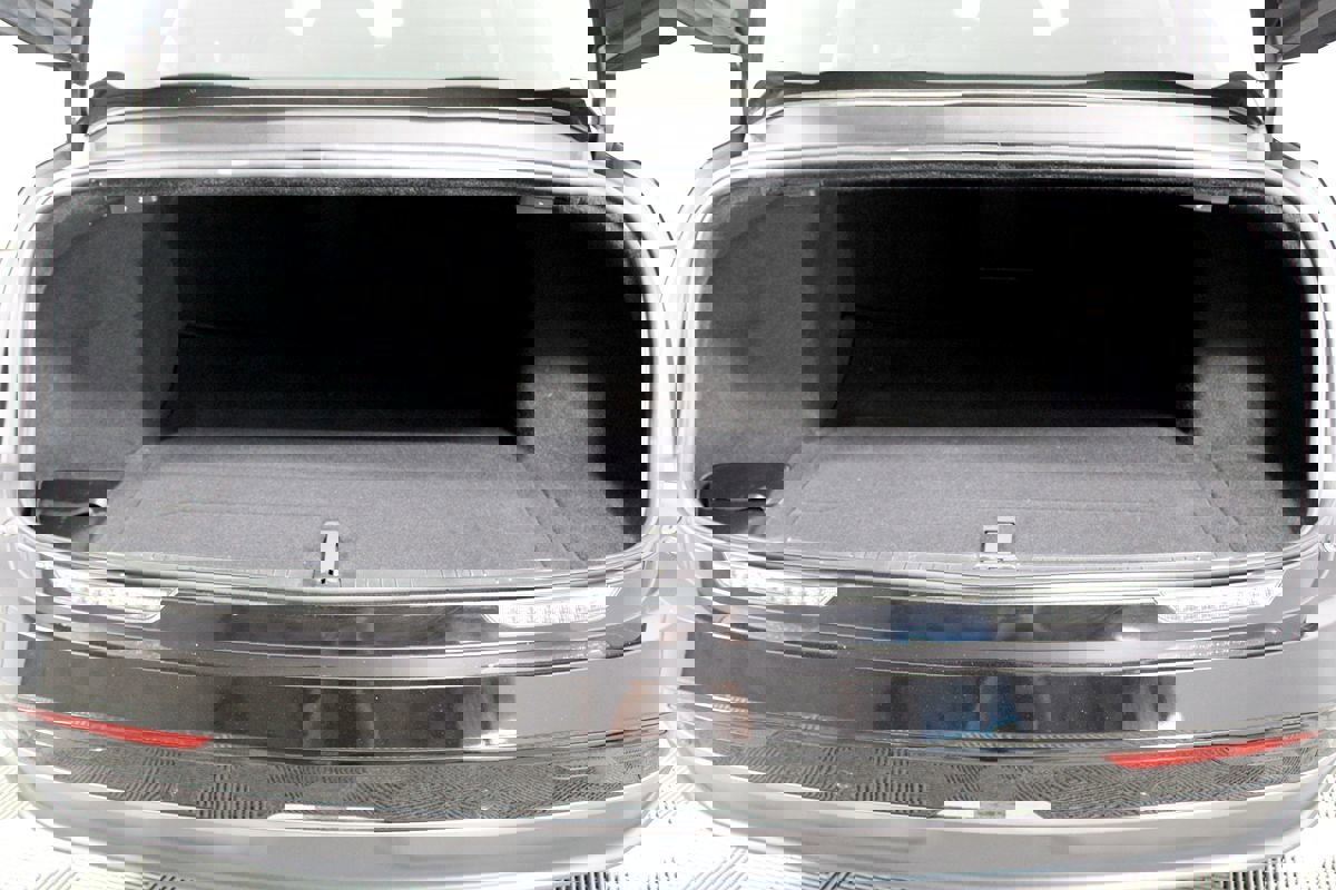 Used 2024 Lucid Air Pure image 29