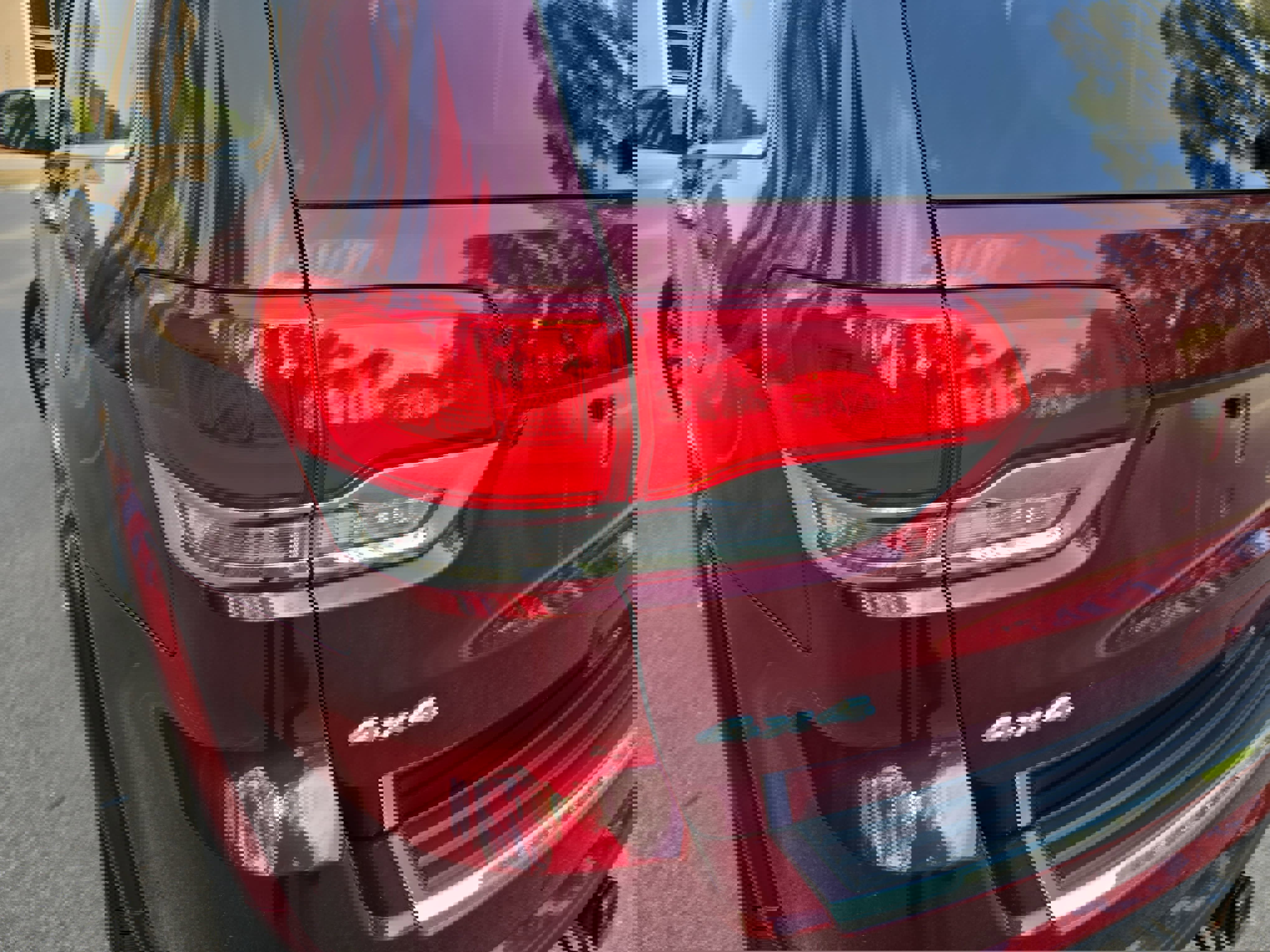 Used 2018 Jeep Grand Cherokee Overland image 36