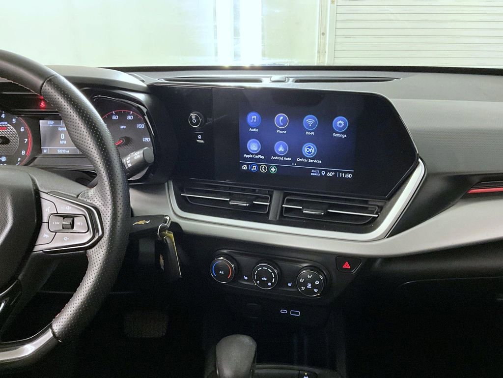 Certified 2024 Chevrolet Trax RS w/ Sunroof Package image 12