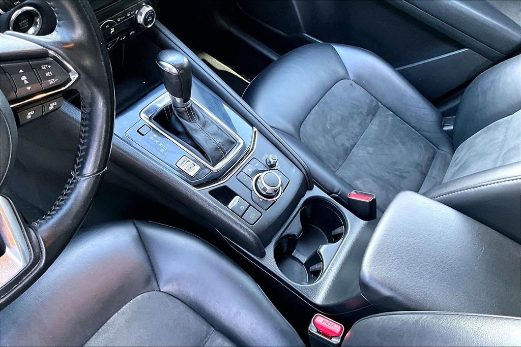 Used 2018 MAZDA CX-5 Touring image 5