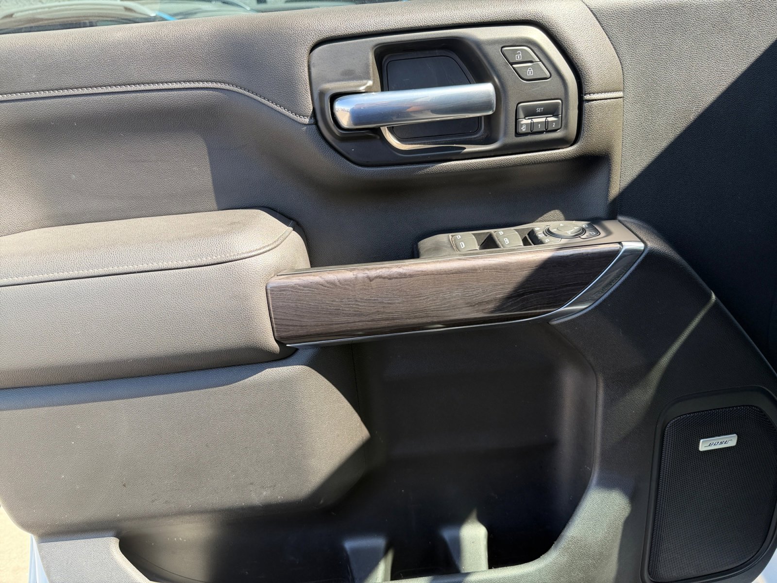 Used 2022 Chevrolet Silverado 2500 LTZ AWD/4WD image 17