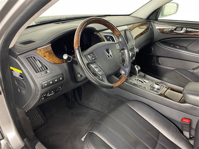 Used 2011 Hyundai Equus Ultimate image 3