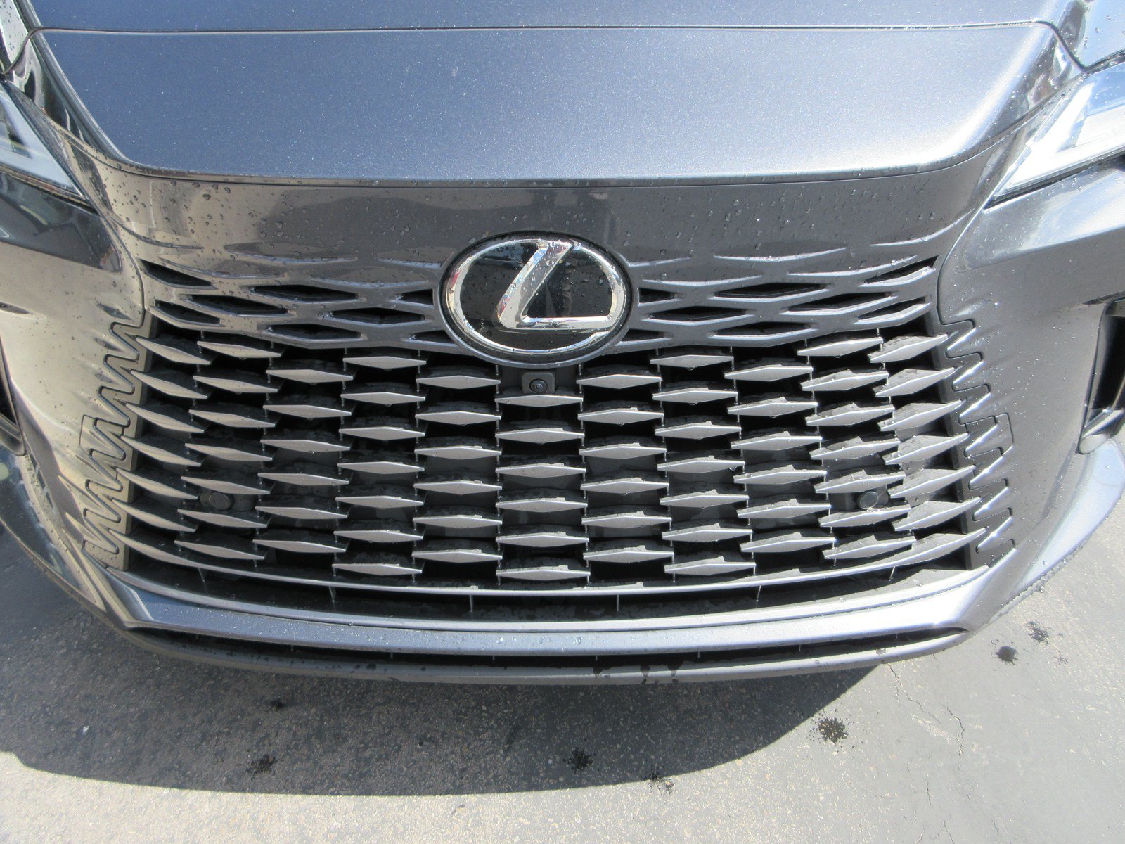 Used 2025 Lexus RX 450h AWD w/ Luxury Package image 15