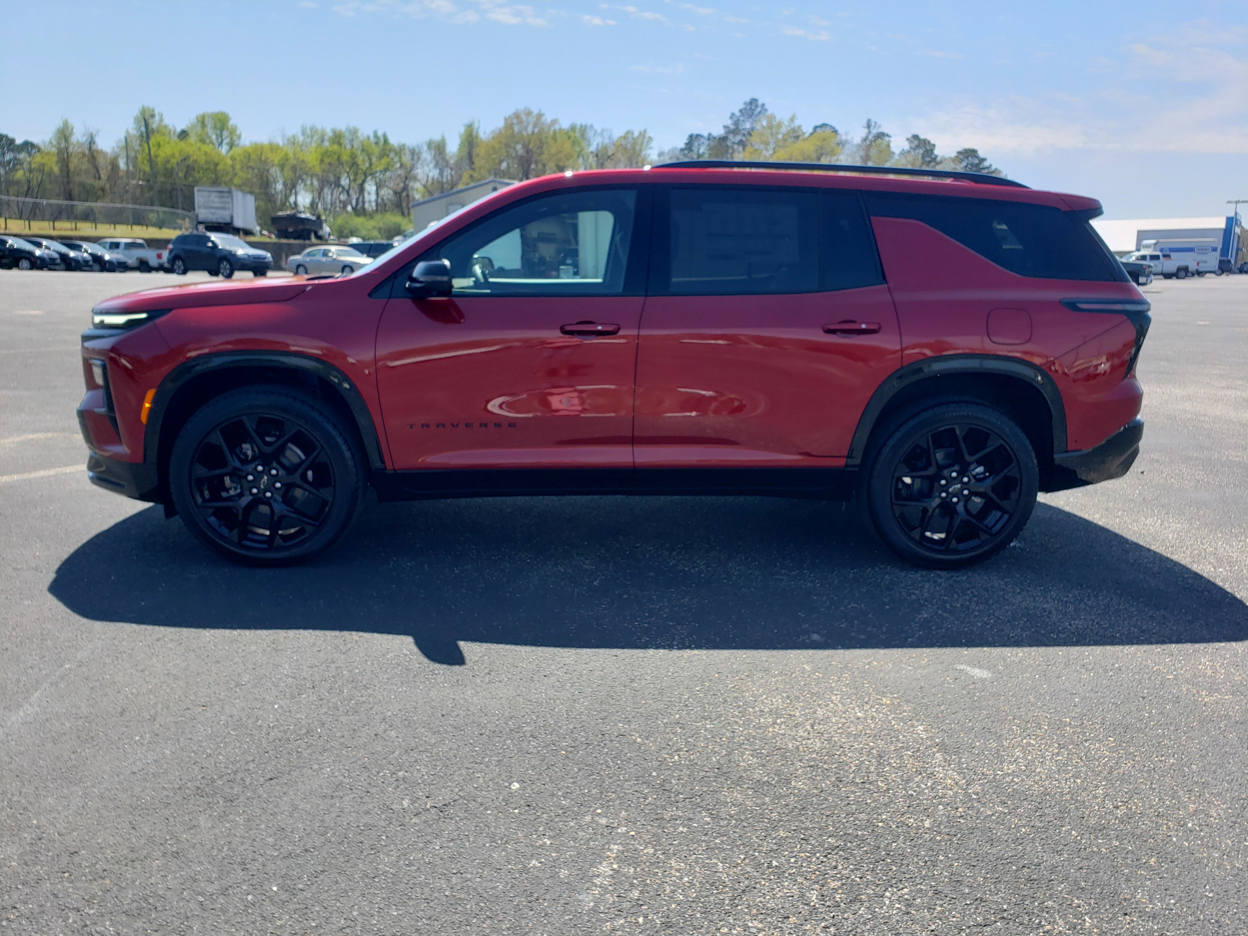 New 2026 Chevrolet Traverse RS w/ LPO, Floor Liner Package image 6