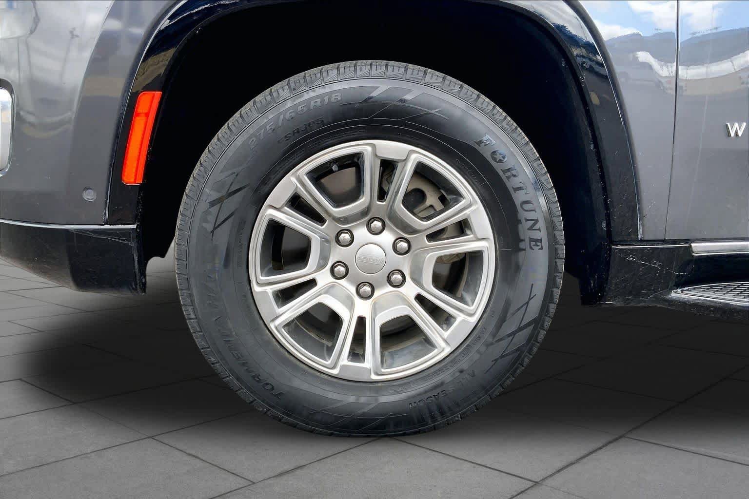 Used 2022 Jeep Wagoneer Series I RWD image 10