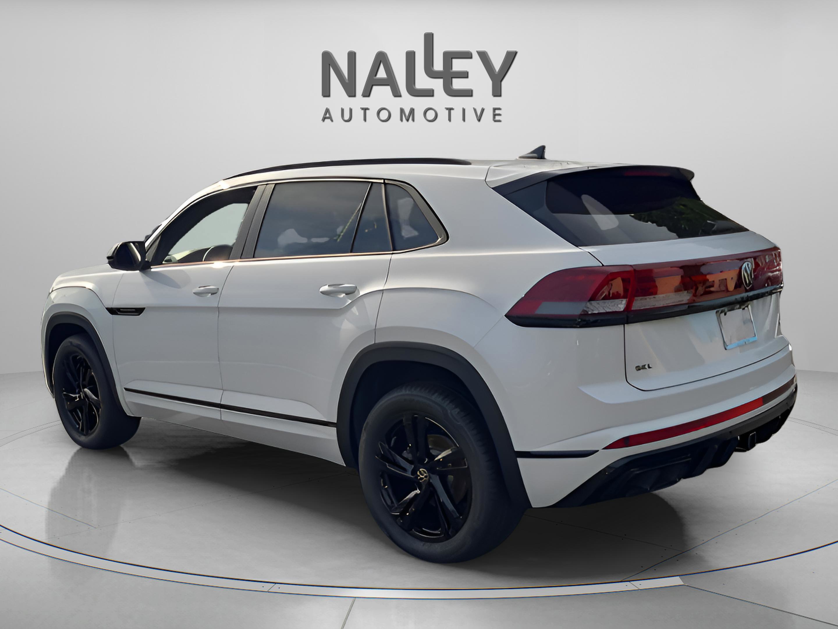 New 2026 Volkswagen Atlas Cross Sport SEL R-Line image 6