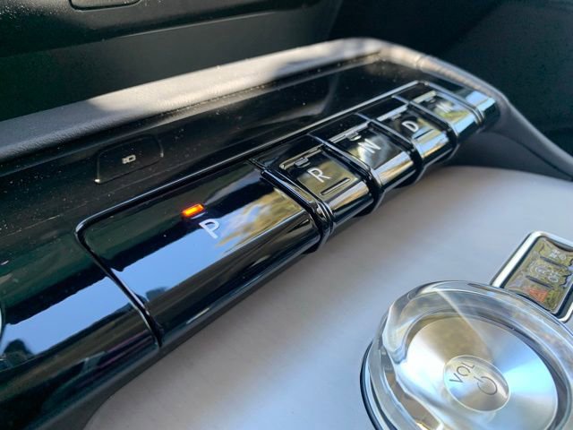 New 2026 Lincoln Navigator Premiere AWD/4WD image 25