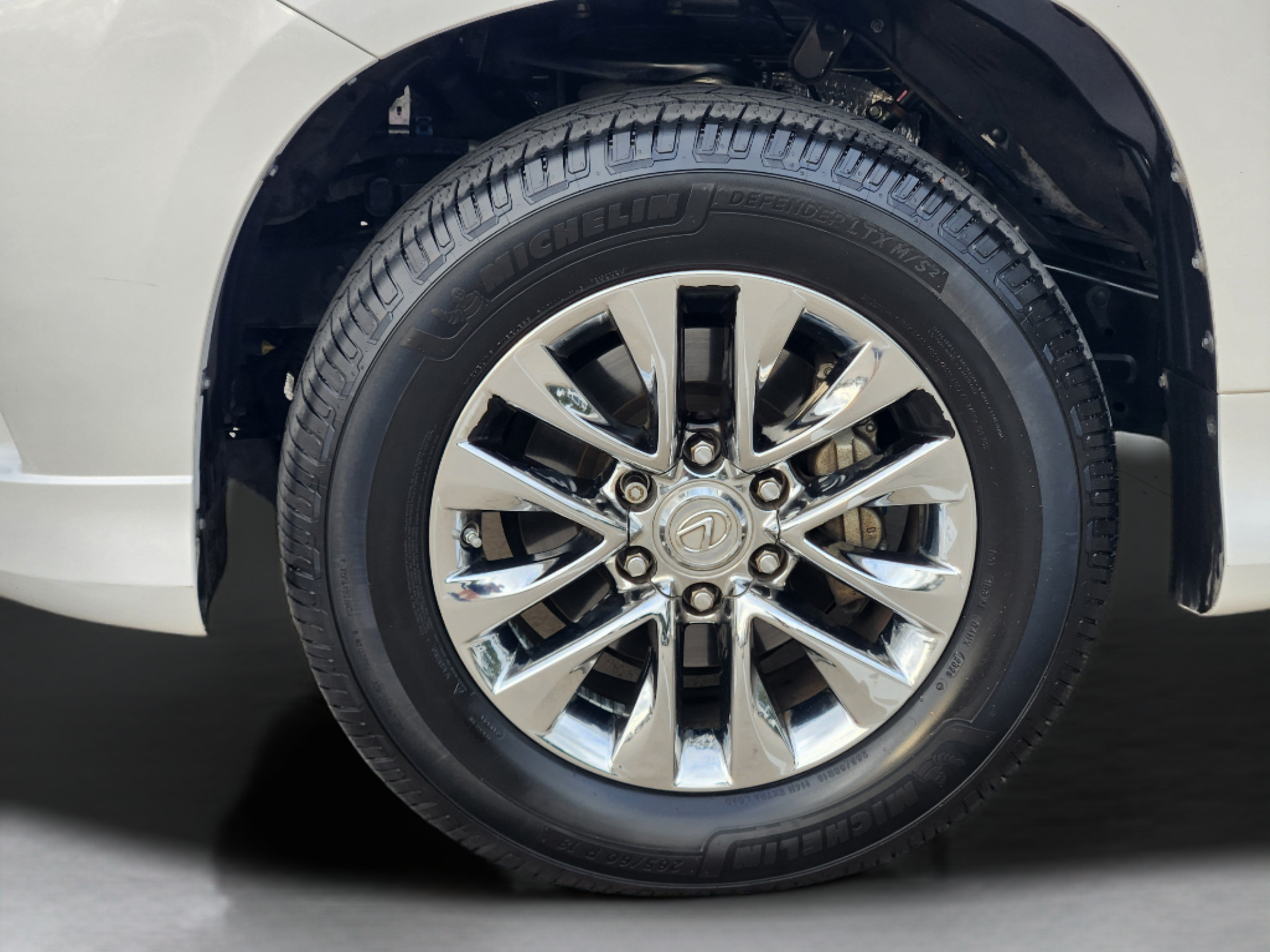 Used 2019 Lexus GX 460 Premium w/ Premium Package AWD/4WD image 35